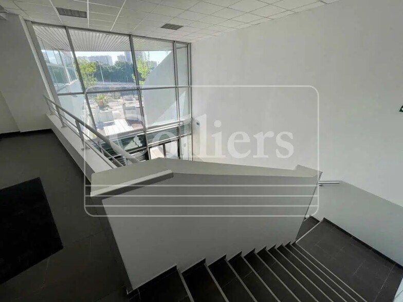 206 Bis Boulevard De Plombieres, Marseille à louer - Photo de l’immeuble – Image 3 sur 12