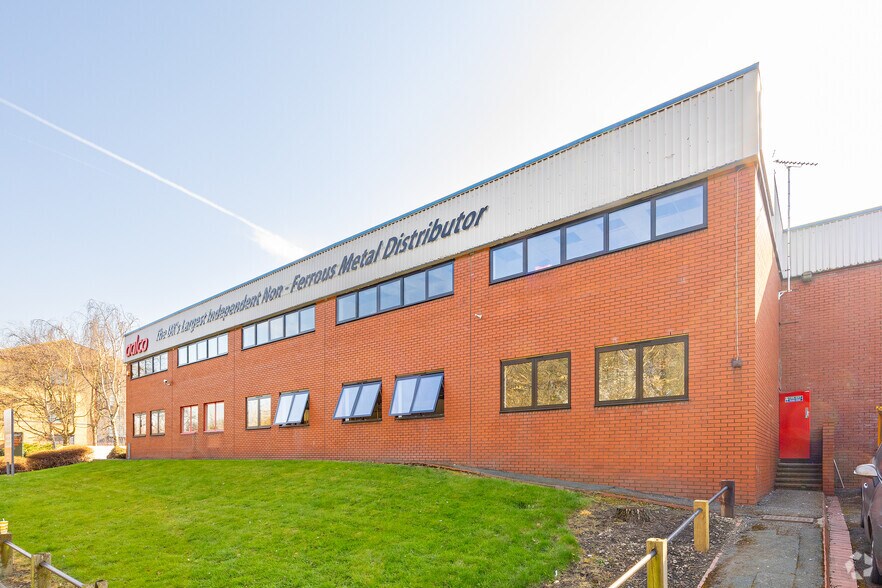 5 Revie Rd, Leeds à louer - Photo de l’immeuble – Image 2 sur 3