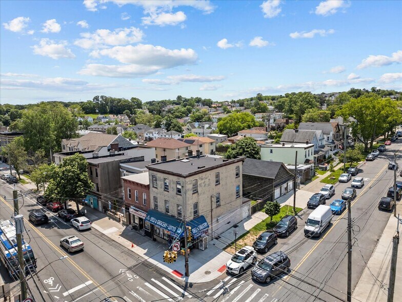 1200 Bay St, Staten Island, NY à vendre - Photo de l’immeuble – Image 3 sur 10