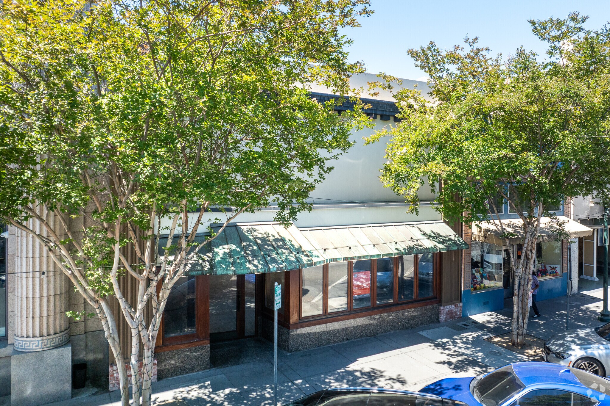 1010 B St, Hayward, CA à louer Photo principale– Image 1 sur 5