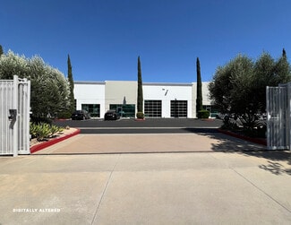 Plus de détails pour 7500-7536 Tyrone Ave, Van Nuys, CA - Industriel/Logistique à vendre