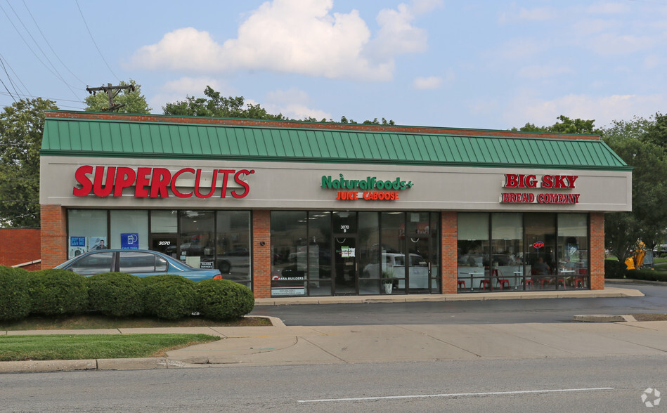 3070 Far Hills Ave, Dayton, OH à louer - Photo de l’immeuble – Image 2 sur 3