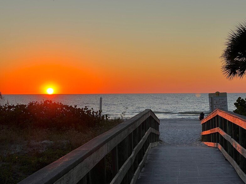 19901 Gulf Blvd, Indian Shores, FL à vendre - Aérien – Image 3 sur 4