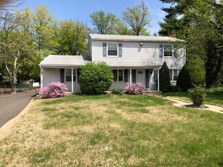Plus de détails pour 1844 Burlington-Mt. Holly Rd, Mount Holly, NJ - Bureau à vendre