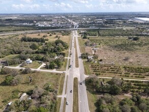 8101 Okeechobee Rd, Fort Pierce, FL - VUE AÉRIENNE  vue de carte - Image1