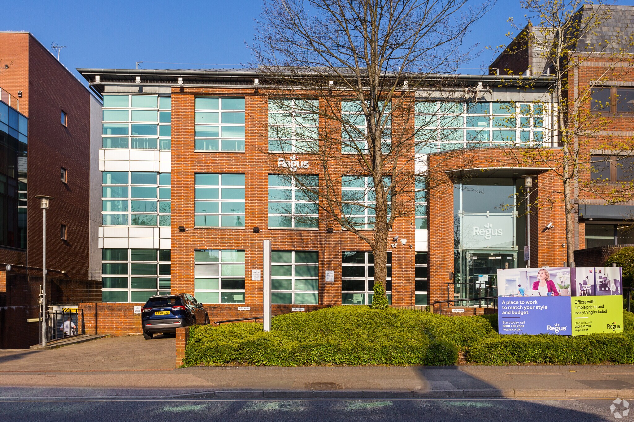 41 London Rd, Reigate à louer Photo de l’immeuble– Image 1 sur 13