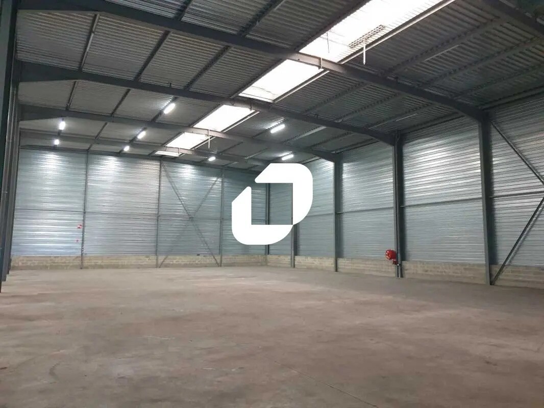 Bureau dans Vitry-sur-Seine à louer Photo de l’immeuble– Image 1 sur 11