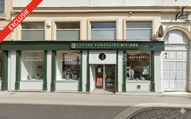 Plus de détails pour Local commercial à louer