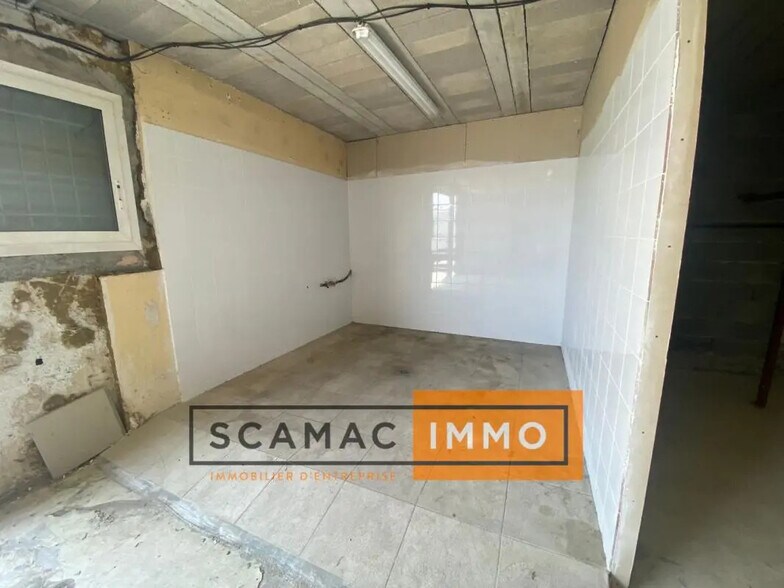 Industriel/Logistique dans Venelles à louer - Photo de l’immeuble – Image 3 sur 4