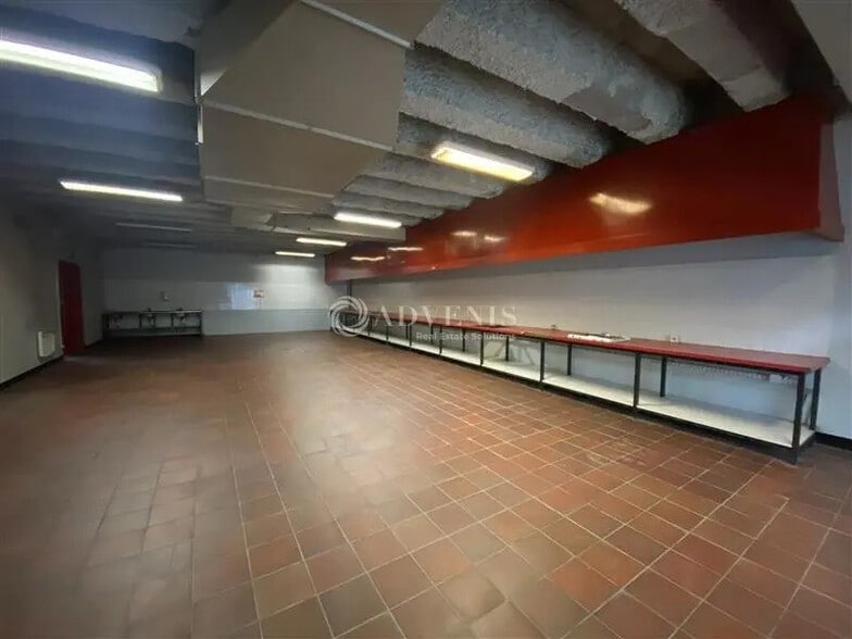 Bureau dans Courbevoie à louer - Photo de l’immeuble – Image 3 sur 5