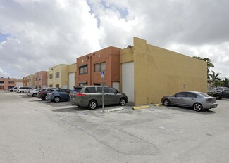 Plus de détails pour 1671 W 38th Pl, Hialeah, FL - Local d’activités à vendre