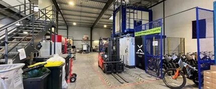 1623 Avenue Henri Schneider, Jonage à louer Photo intérieure– Image 2 sur 6