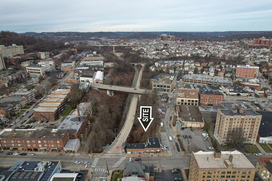 4701-4711 Centre Ave, Pittsburgh, PA à vendre - Photo de l’immeuble – Image 3 sur 6