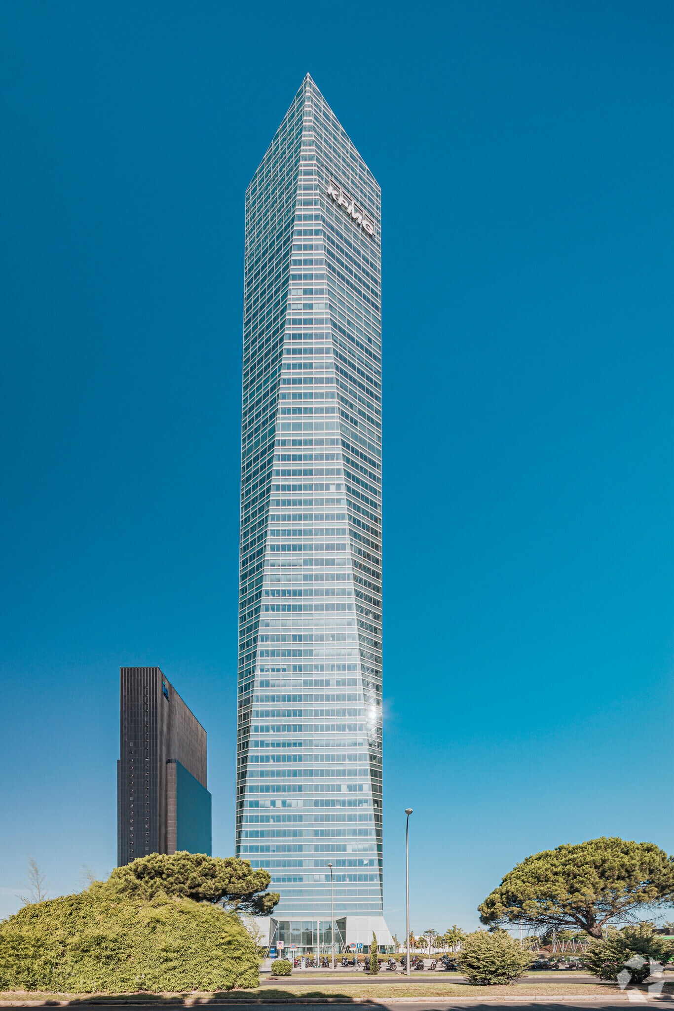 Paseo Castellana, 259 C, Madrid, Madrid à louer Photo de l’immeuble– Image 1 sur 32