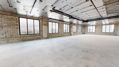 4225 Ponce de Leon Blvd, Coral Gables, FL à louer Photo intérieure– Image 2 sur 13