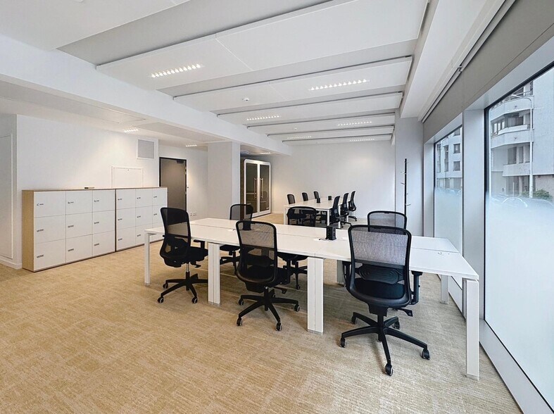 Bureau dans Lyon à louer - Photo de l’immeuble – Image 3 sur 12