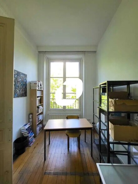Bureau dans Paris à louer - Photo de l’immeuble – Image 3 sur 13