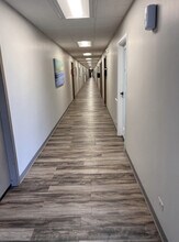416 E Roosevelt Rd, Wheaton, IL à louer Photo intérieure– Image 2 sur 5