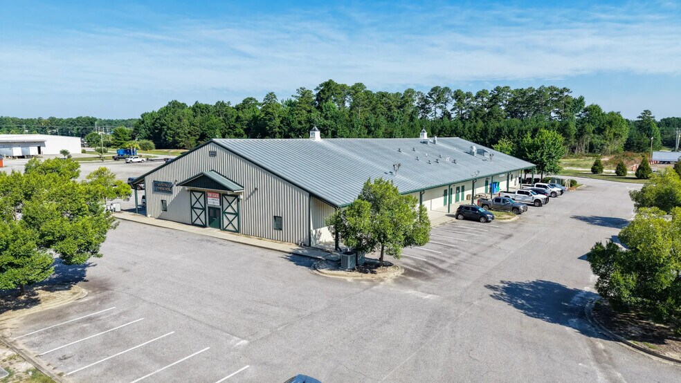 322 Little Brooke Ln, West Columbia, SC à louer - Photo de l’immeuble – Image 3 sur 14