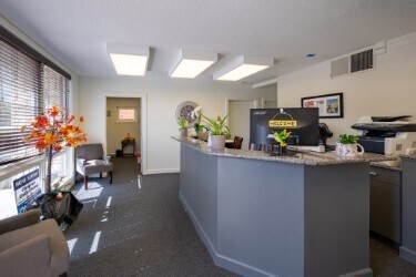 836 S Northwest Hwy, Barrington, IL à vendre - Photo intérieure – Image 3 sur 7
