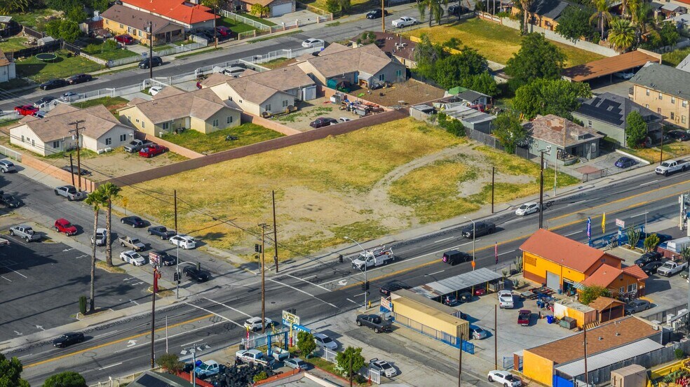 1098 5th, San Bernardino, CA à vendre - Photo de l’immeuble – Image 2 sur 6