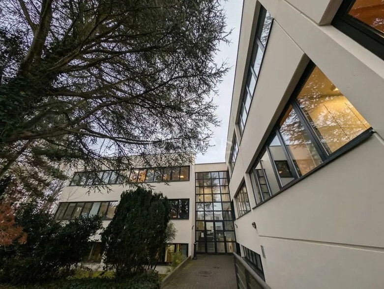 Bureau dans Oberhausbergen à vendre - Photo de l’immeuble – Image 2 sur 12