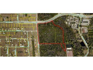 Diplomat Pky E, Cape Coral, FL à vendre - Photo principale – Image 1 sur 6