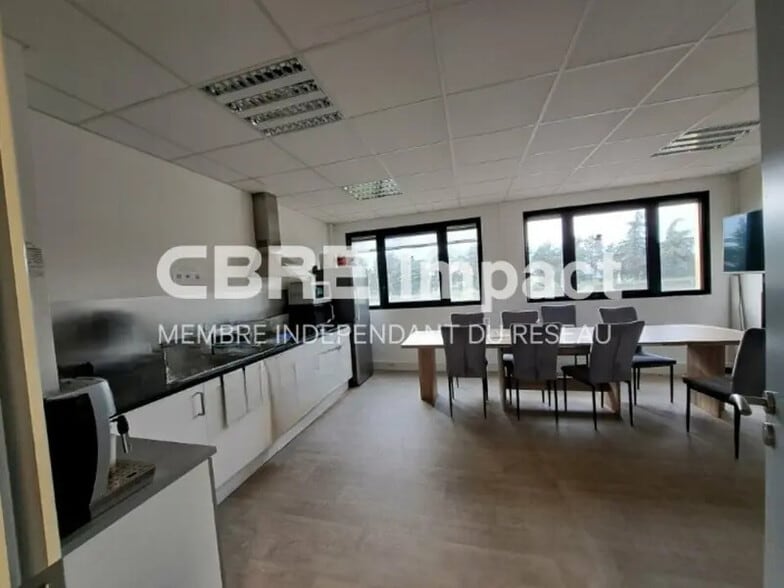 14 B Rue Pierre De Coubertin, Dijon à louer - Photo intérieure – Image 2 sur 5