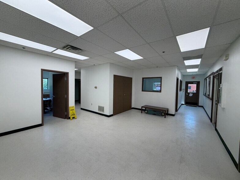1075 Chisolm Trl, Keller, TX à vendre - Photo de l’immeuble – Image 3 sur 12