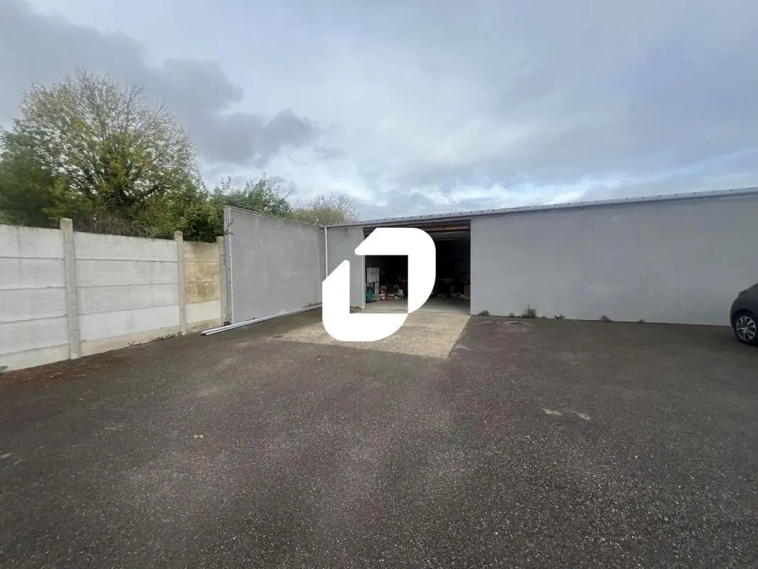 Local d’activités dans Vermelles à louer Photo de l’immeuble– Image 1 sur 6