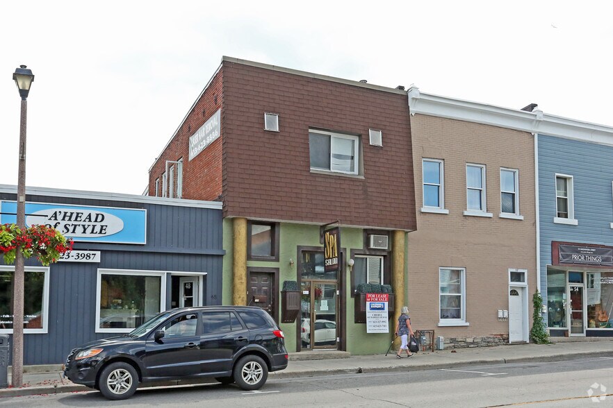 50 Madawaska St, Arnprior, ON à vendre - Photo de l’immeuble – Image 2 sur 2