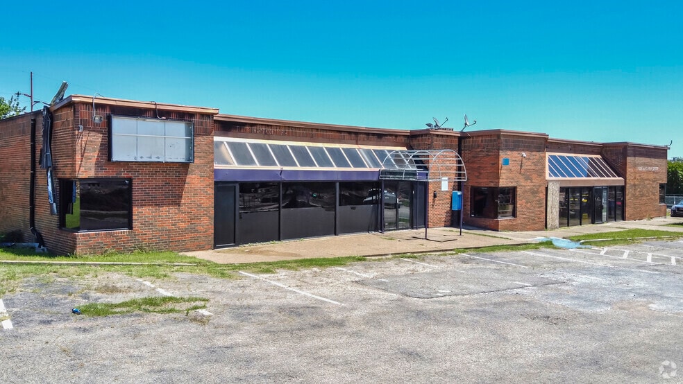 3304 W Camp Wisdom Rd, Dallas, TX à vendre - Photo principale – Image 1 sur 8