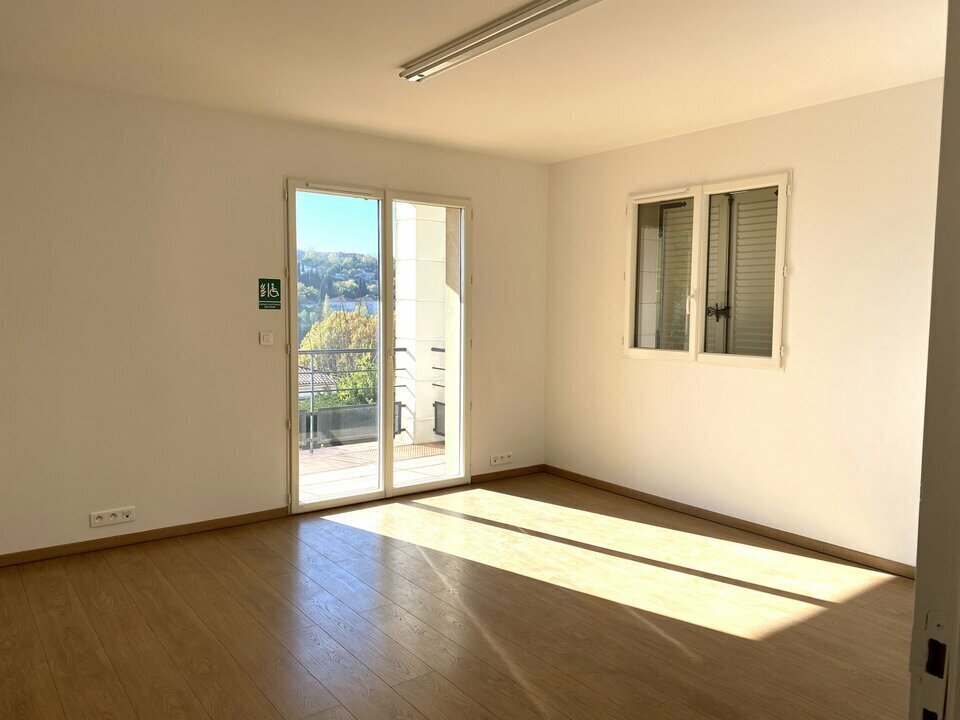 Bureau dans Grasse à louer Photo intérieure– Image 1 sur 5