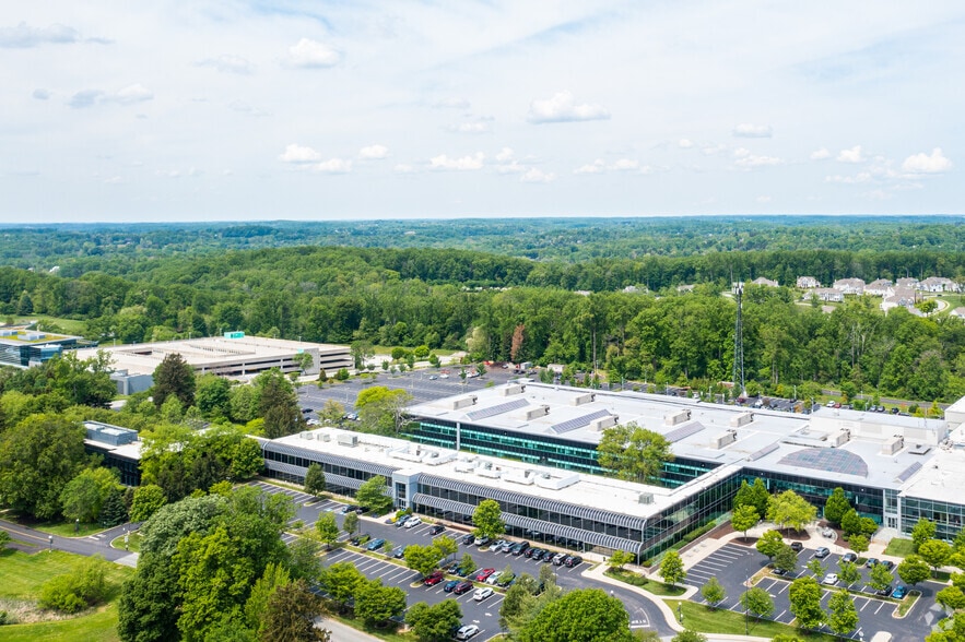 3809 West Chester Pike, Newtown Square, PA à louer - Aérien – Image 2 sur 6