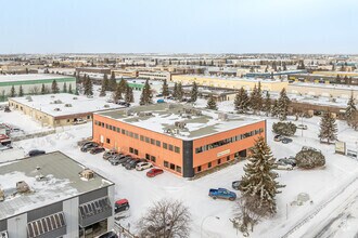 17205 106A Ave NW, Edmonton, AB - VUE AÉRIENNE  vue de carte