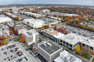 1051 Franklin Ave, Garden City, NY - VUE AÉRIENNE  vue de carte - Image1