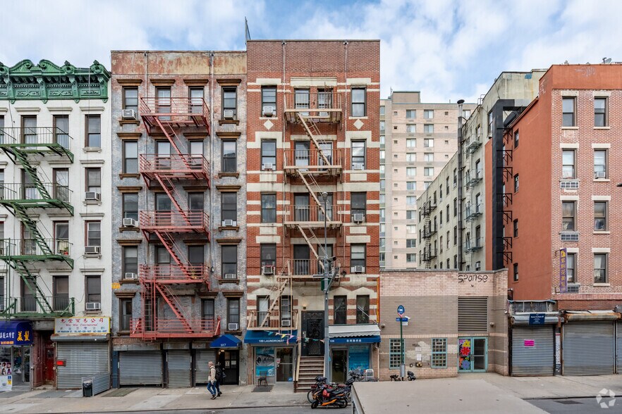 109 Madison St, New York, NY à vendre - Photo de l’immeuble – Image 2 sur 28