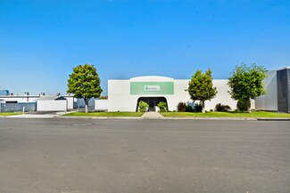 Plus de détails pour 2221 S Dupont Dr, Anaheim, CA - Industriel/Logistique à vendre