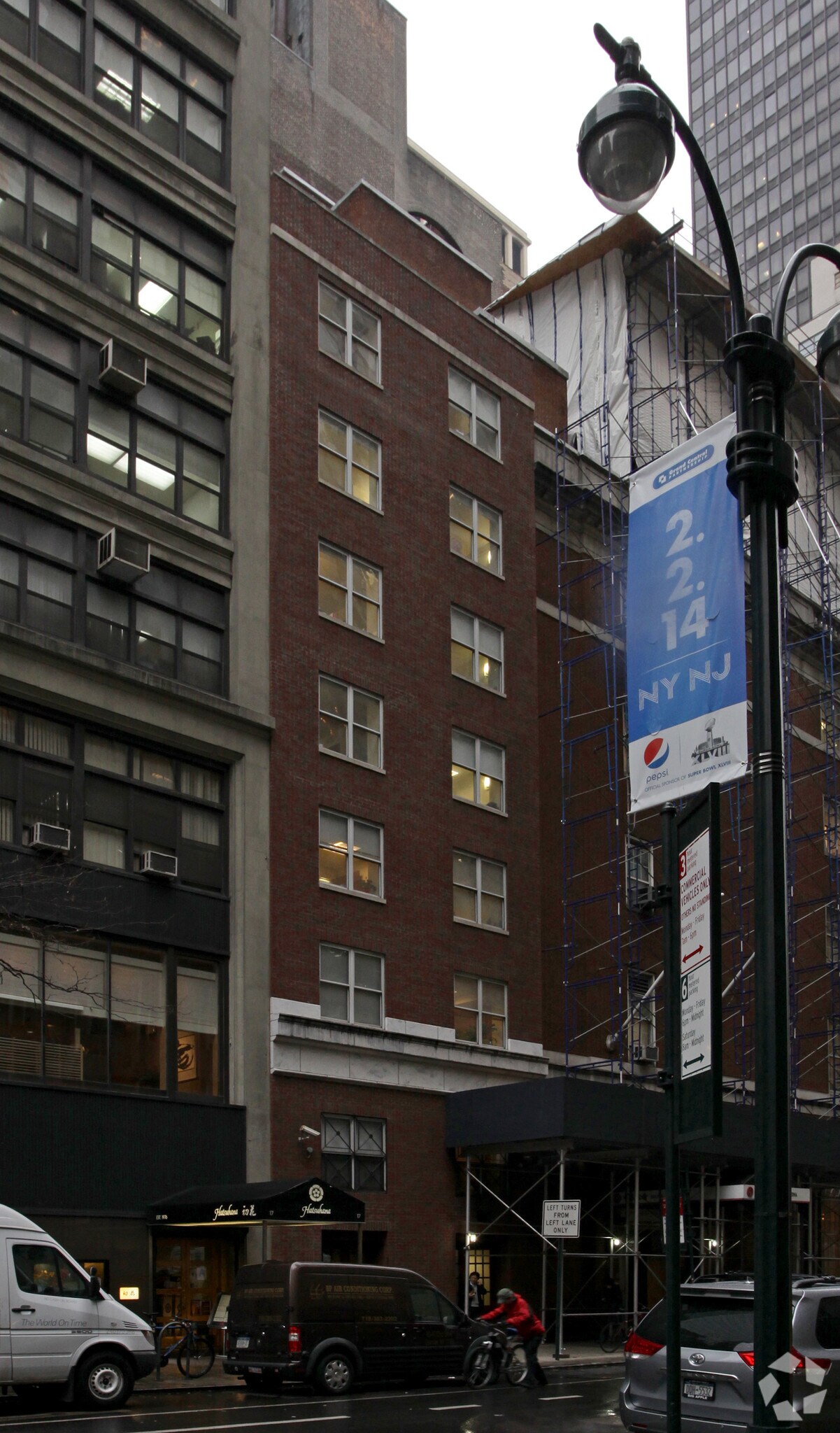 19 E 48th St, New York, NY à vendre Photo principale– Image 1 sur 5