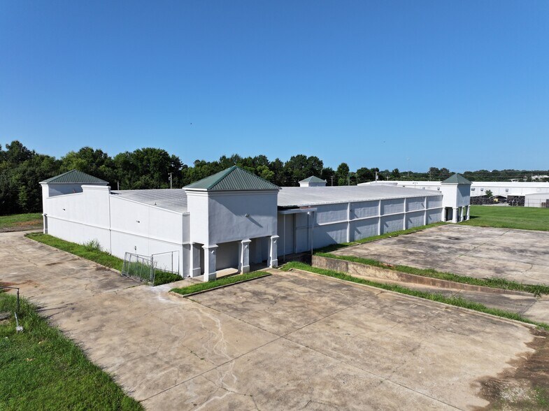 277 Soldiers Colony Rd, Canton, MS à louer - Photo de l’immeuble – Image 1 sur 16