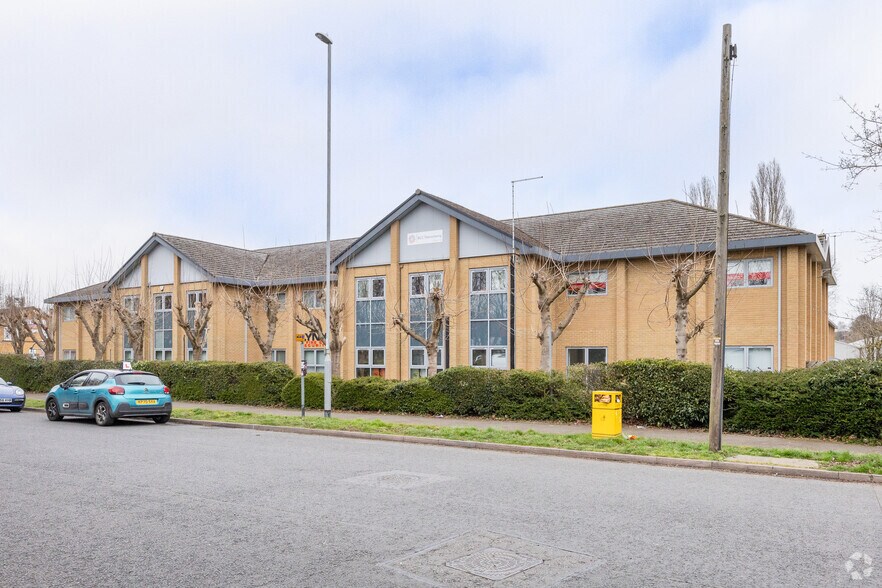 4-8 Orion Way, Kettering à louer - Photo principale – Image 1 sur 2