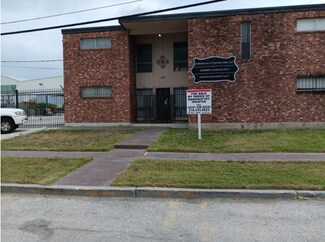 Plus de détails pour 307-311 Lombrano St, San Antonio, TX - Industriel/Logistique à vendre