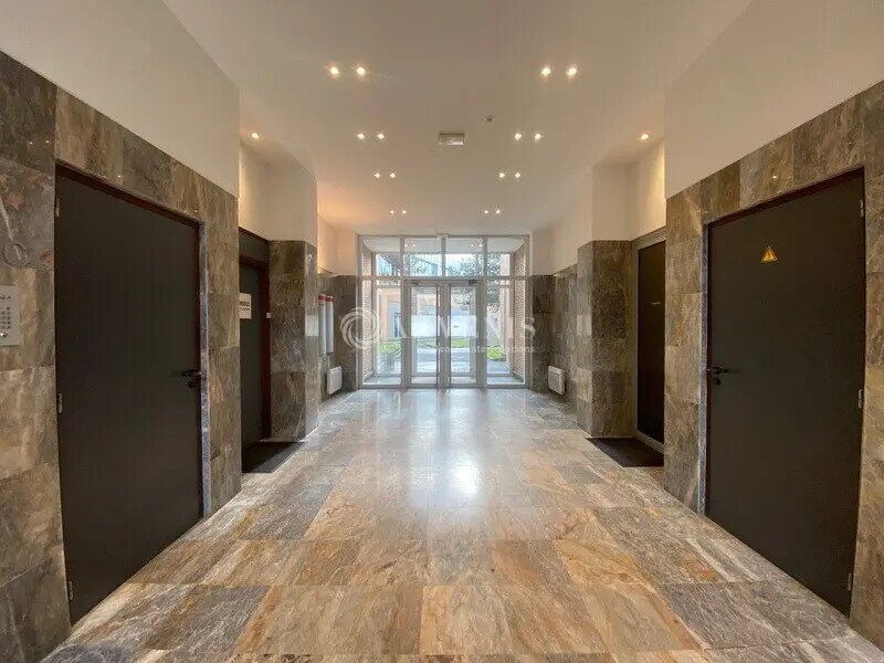 Bureau dans Saint-Germain-en-Laye à louer Photo intérieure– Image 1 sur 10