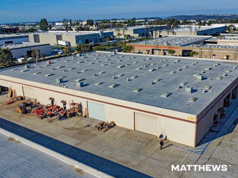 935 Poinsettia Ave, Vista, CA à louer - Photo de l’immeuble – Image 2 sur 4