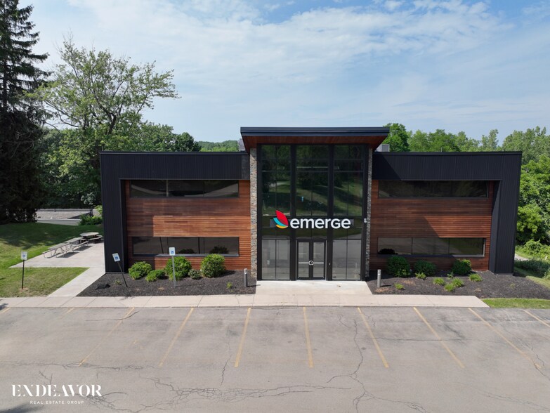 412 Linden Ave, Rochester, NY à louer - Photo de l’immeuble – Image 3 sur 3