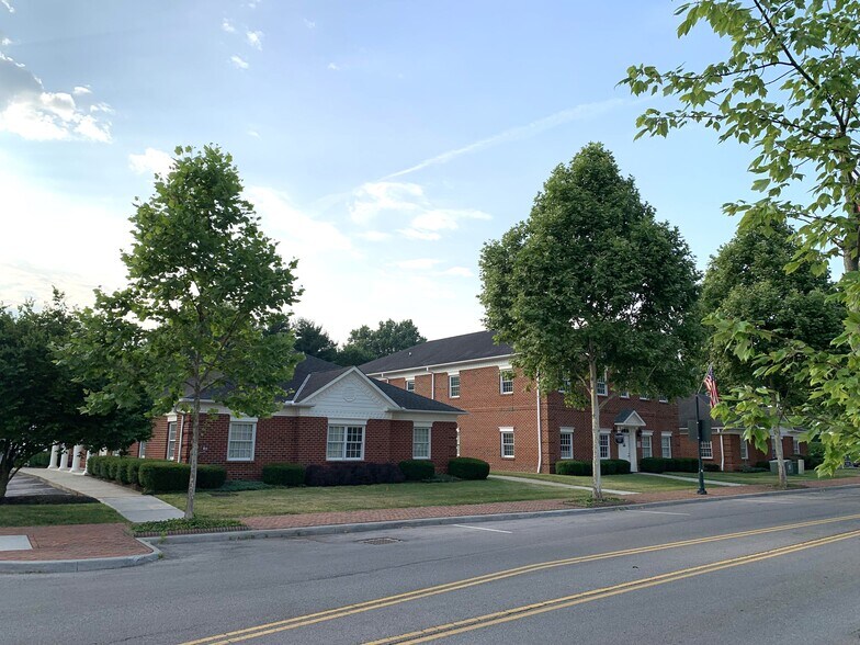 68 N High St, New Albany, OH à louer - Photo de l’immeuble – Image 3 sur 4