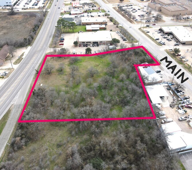 1295 N Main St, Mansfield, TX à vendre - Photo de l’immeuble – Image 2 sur 4