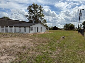 Plus de détails pour 2531 S Bypass 35, Alvin, TX - Local commercial à louer