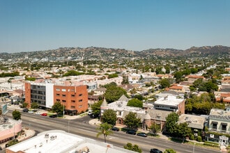 7451-7465 Beverly Blvd, Los Angeles, CA - VUE AÉRIENNE  vue de carte - Image1
