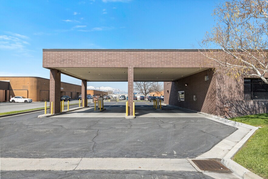 2714 S 300 W, Salt Lake City, UT à louer - Photo de l’immeuble – Image 3 sur 45